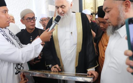 Imam Masjid Al Aqsa Syaikh Ali Umar Yakub Al Abbassy